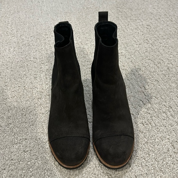 Ugg wedge boot - Picture 1 of 9